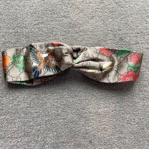 Gucci headband